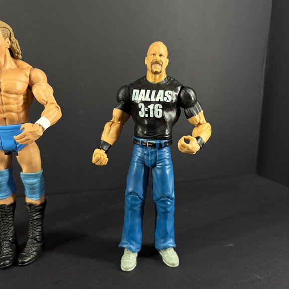 WWE Elite Collection Action Figures Set Of 3: Roman Reigns Triple H & Stone Cold - Picture 5 of 5